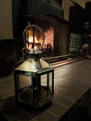 thumbnail: Bar (on property)