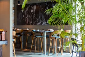 thumbnail: Dining