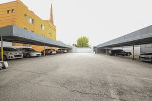thumbnail: Parking