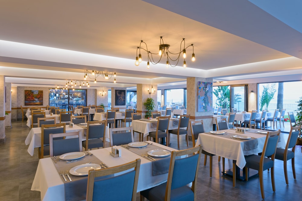 Restaurant-cafeteria