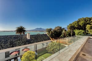 thumbnail: Terrace/patio