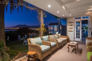 thumbnail: Terrace/patio