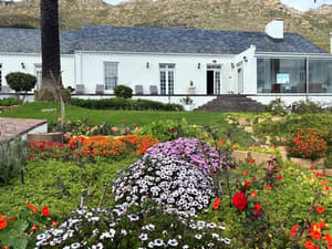 thumbnail: Front of property