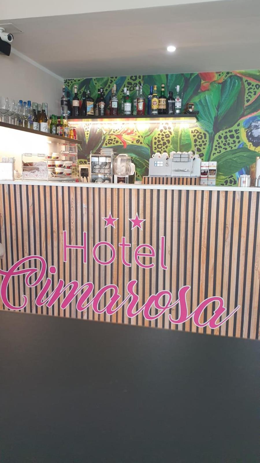 Restaurant-cafeteria