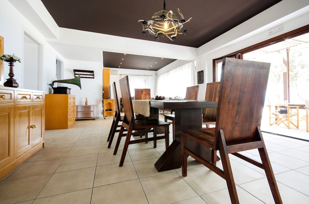 Restaurant-cafeteria