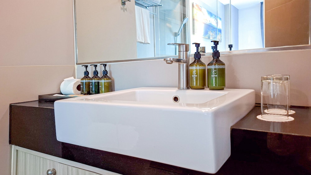 Bathroom amenities