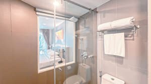 thumbnail: Bathroom shower