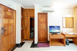 thumbnail: Interior