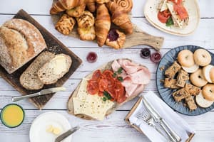 thumbnail: Breakfast buffet