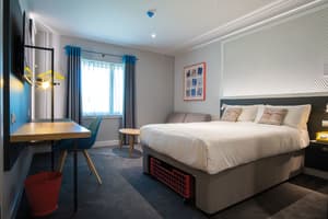 thumbnail: Room