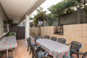 thumbnail: Outdoor dining