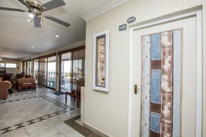 thumbnail: Interior