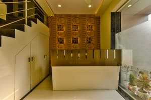 thumbnail: Reception