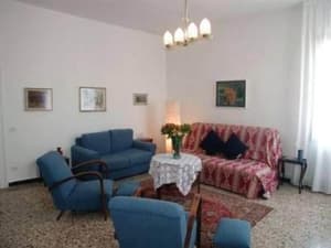 thumbnail: Living room