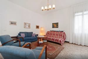 thumbnail: Living room