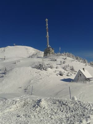 thumbnail: Ski hill