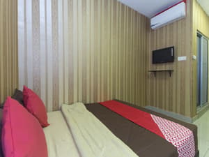 thumbnail: Room