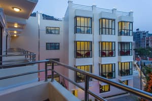 thumbnail: Exterior