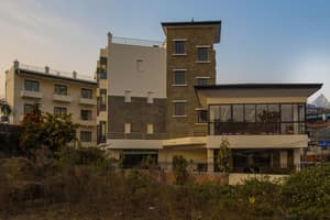 thumbnail: Exterior