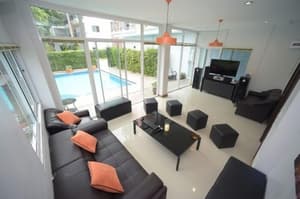 thumbnail: Living area