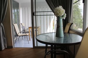 thumbnail: Living area