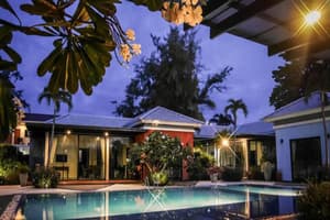 thumbnail: Outdoor pool