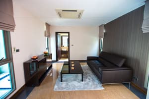 thumbnail: Living area