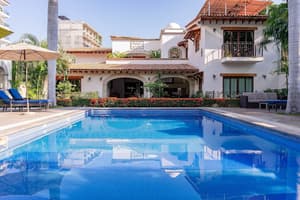 thumbnail: Pool