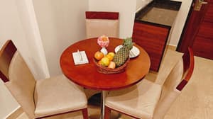 thumbnail: Dining room