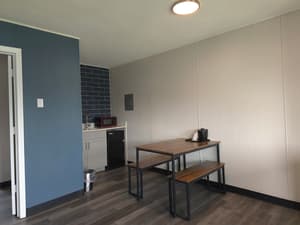 thumbnail: Snack bar
