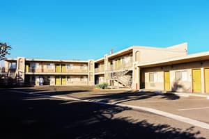 thumbnail: Exterior