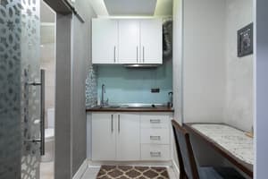 thumbnail: Private kitchenette