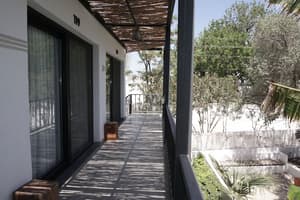 thumbnail: Exterior