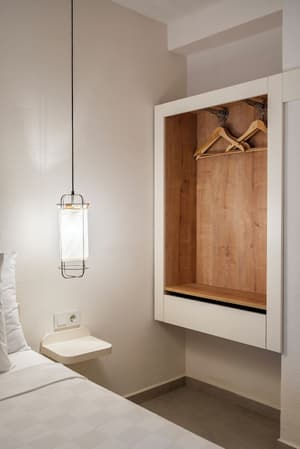 thumbnail: In-room dining