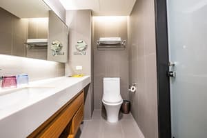 thumbnail: Bathroom