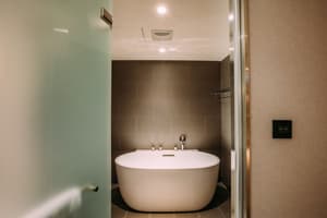 thumbnail: Bathroom