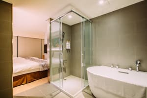 thumbnail: Bathroom