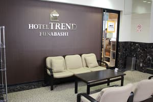 thumbnail: Lobby sitting area