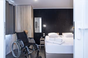 thumbnail: Room