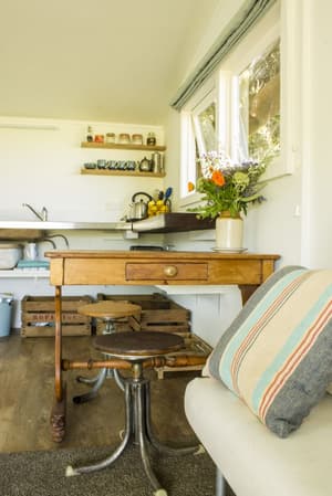 thumbnail: In-room dining