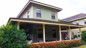 thumbnail: Exterior detail