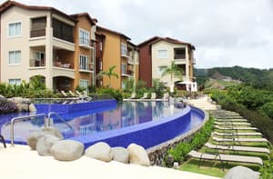 thumbnail: Outdoor pool