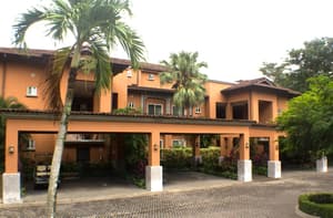 thumbnail: Front of property