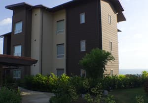 thumbnail: Front of property