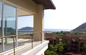 thumbnail: Balcony view
