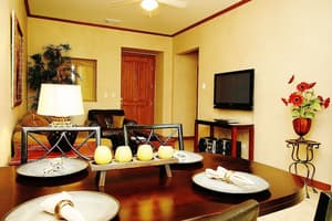 thumbnail: In-room dining