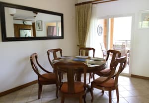 thumbnail: In-room dining