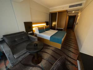 thumbnail: Room