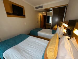 thumbnail: Room