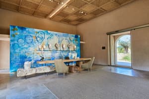 thumbnail: Interior detail